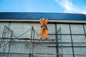 employee on scaffolding