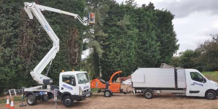 Aerial work platforms are mobile platforms used in construction, renovation and maintenance of green areas